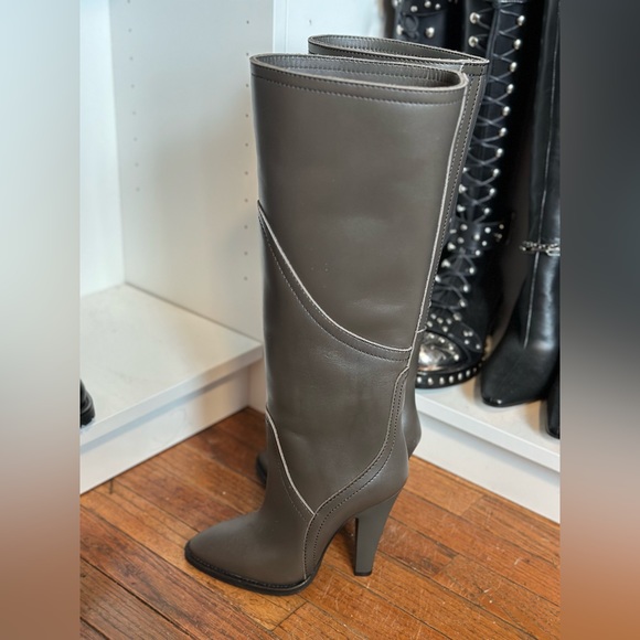 Saint Laurent Argona Kensington Boots - BRAND NEW - Picture 1 of 5